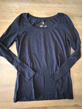 Natural Uniforms Modern Luxe Stretch  Black Scoop Neck Long Sleeve Under Tee, L
